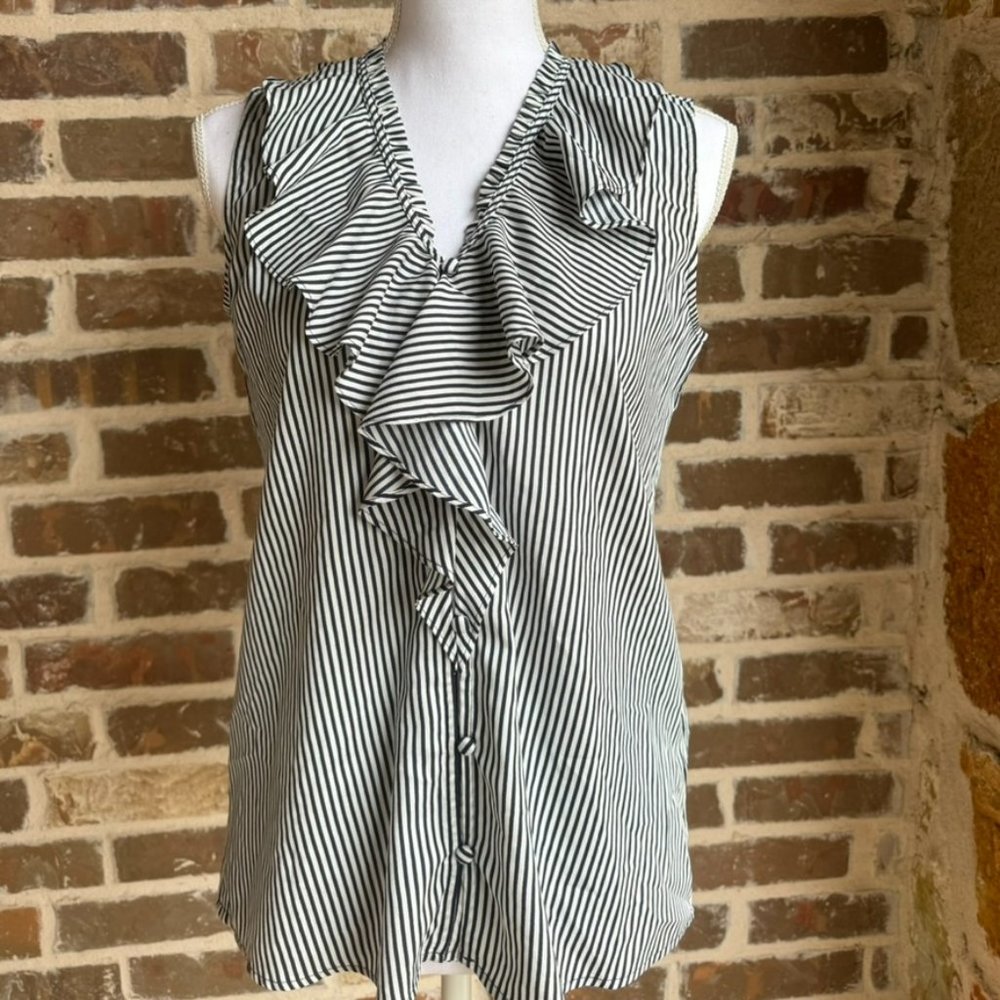 Karl Lagerfeld Paris Ruffle Front Sleeveless Blouse Size Medium